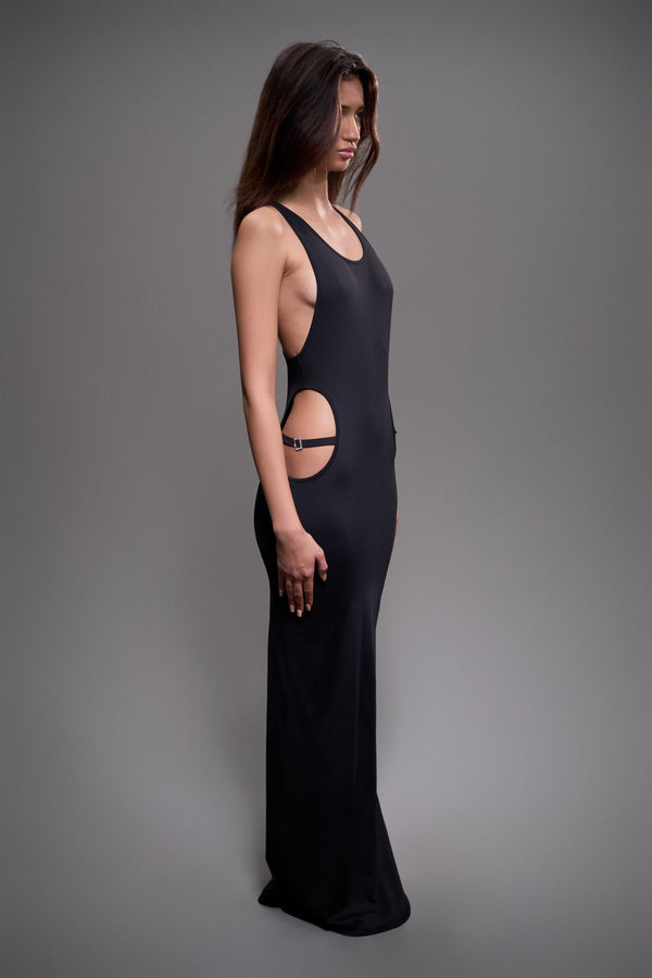 VESTIDO DRAMÁTICO